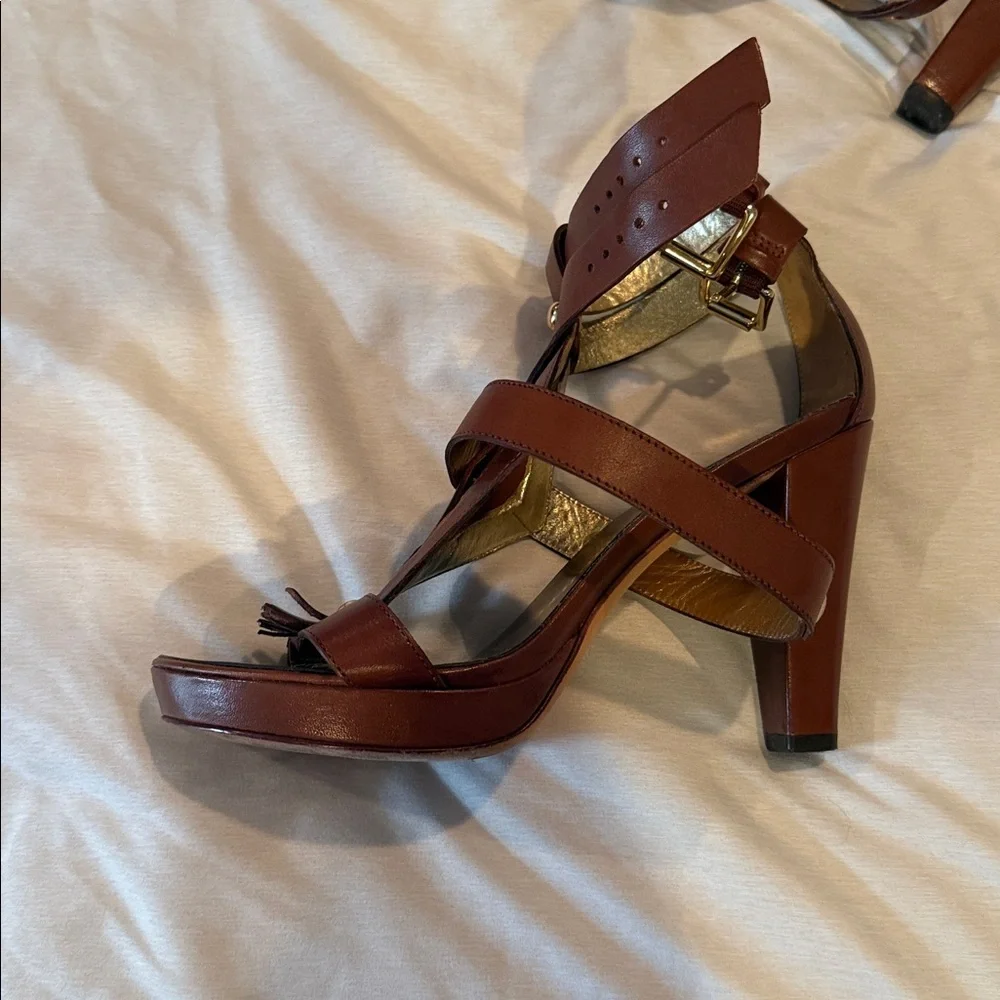 Juicy Couture Brown Leather Strappy Platform Sandals with Gold Studs